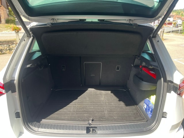 SKODA Karoq 2.0 TDI Style 4x4 DSG-image-6