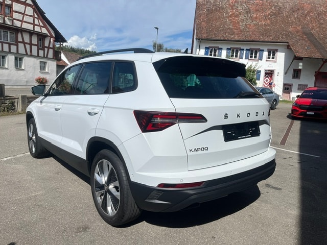SKODA Karoq 2.0 TDI Style 4x4 DSG-image-3