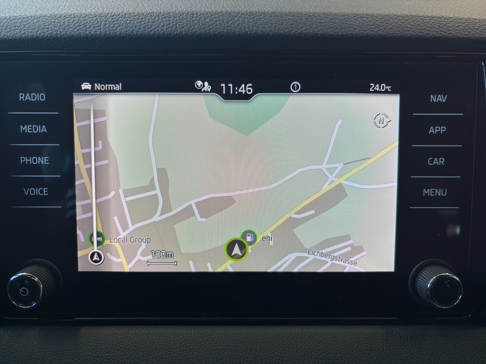 SKODA New Karoq 2.0 TSI SportLine 4x4 DSG mit AHK, Rückfahrkamera & Frontscheibenheizung-image-21