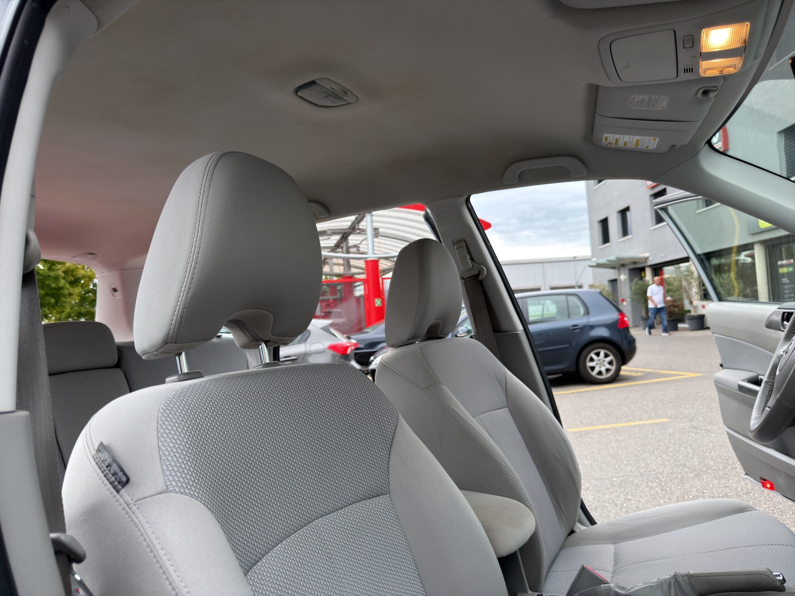 SUBARU Forester 2.0XS Comfort Automatic-image-19