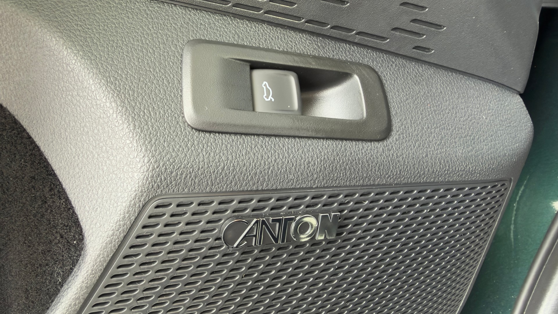 SKODA Octavia RS 30 2.0 TSI 265PS 7DSG-image-5