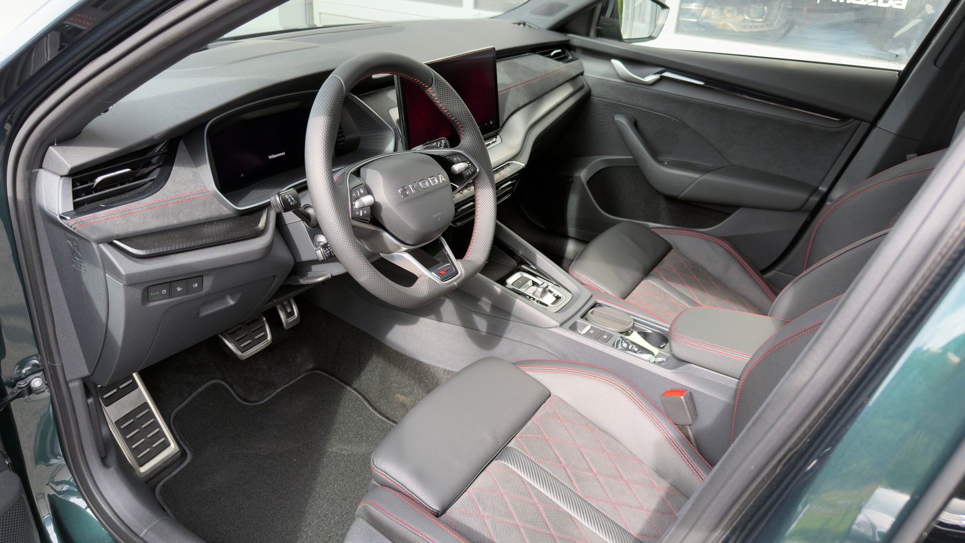 SKODA Octavia RS 30 2.0 TSI 265PS 7DSG-image-7