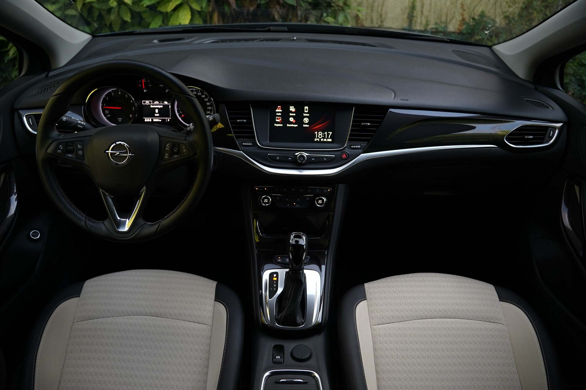 OPEL Astra Sports Tourer 1.4i Turbo Excellence Automat-image-14