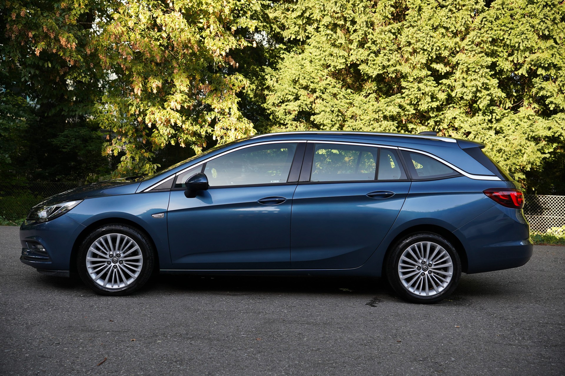 OPEL Astra Sports Tourer 1.4i Turbo Excellence Automat-image-5