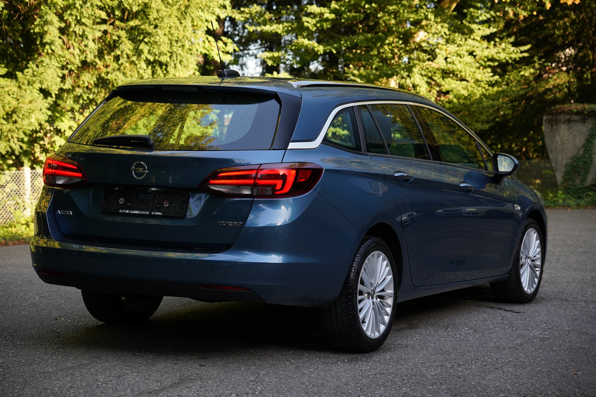OPEL Astra Sports Tourer 1.4i Turbo Excellence Automat-image-2