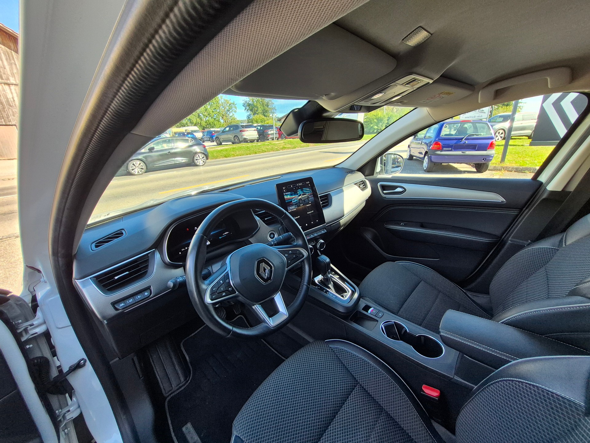 RENAULT Arkana INTENS E-TECH 145-image-9