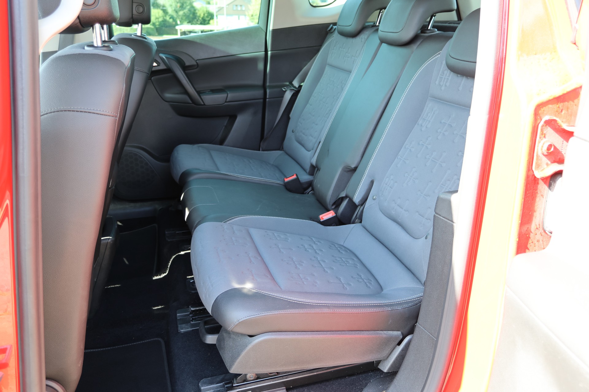 OPEL Meriva 1.4 Turbo Cosmo Automatic-image-12