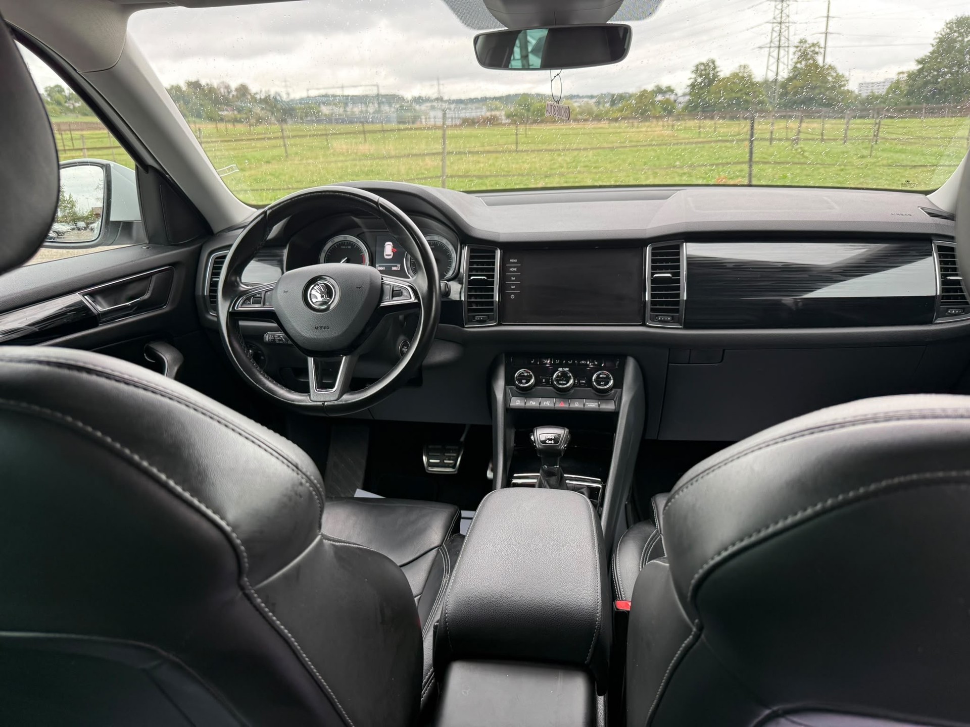 SKODA Kodiaq 2.0 TSI Style DSG 4x4-image-11