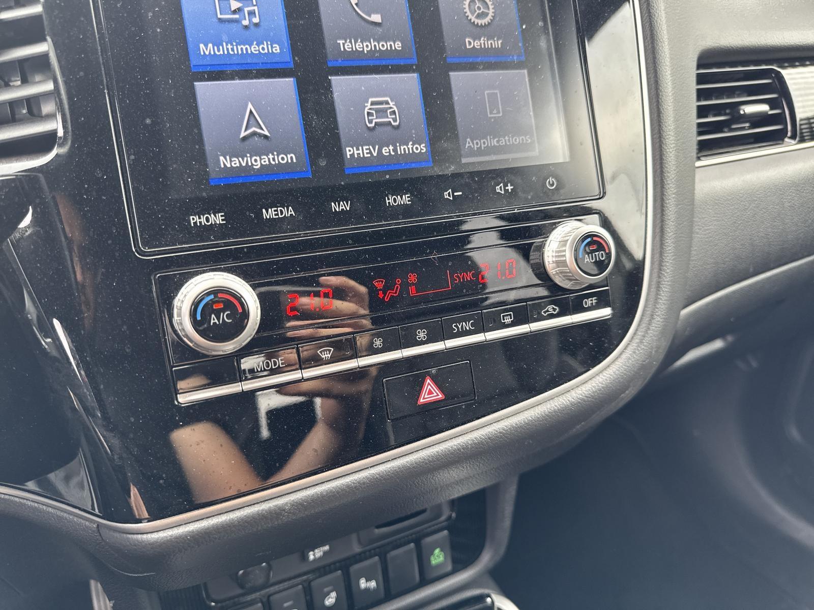 MITSUBISHI Outlander 2.4 PHEV Diamond S-Edition 4WD Automatic-image-7