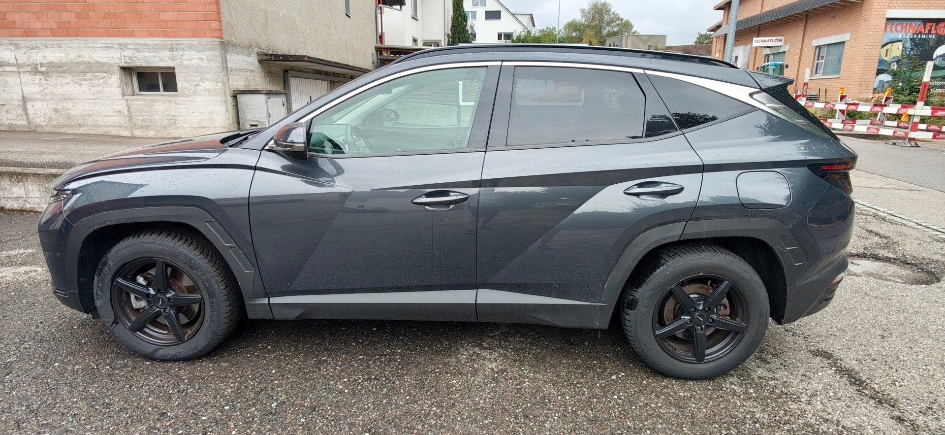 HYUNDAI 1.6 T-GDi PHEV N-Line LUX.pack 4WD-image-2