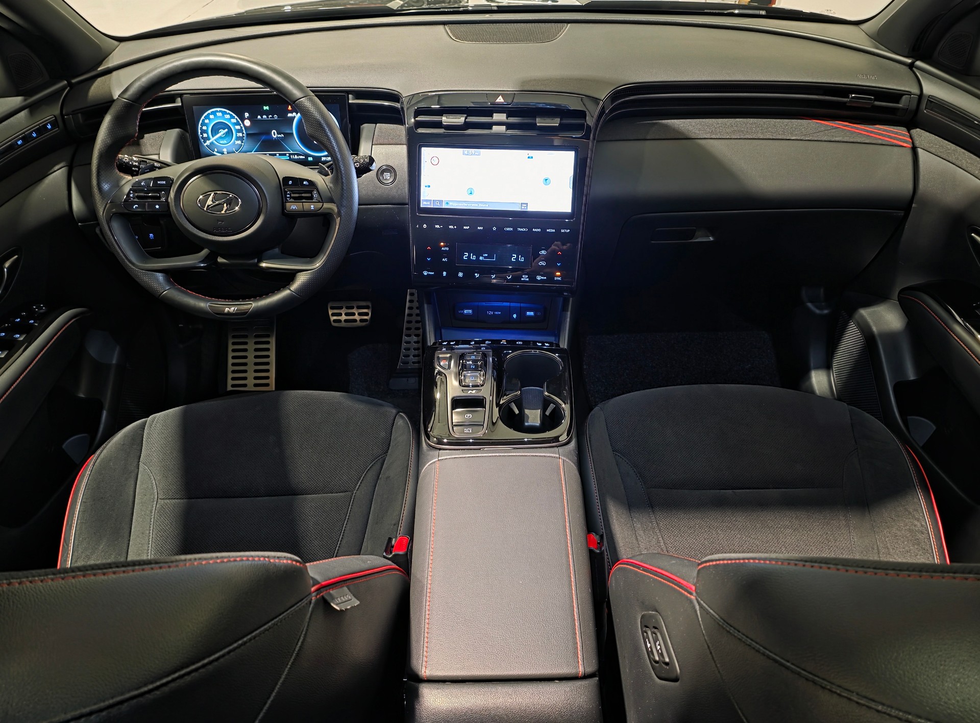 HYUNDAI Tucson 1.6 TGDI 48V N Line LUX pack DCT 4WD-image-4