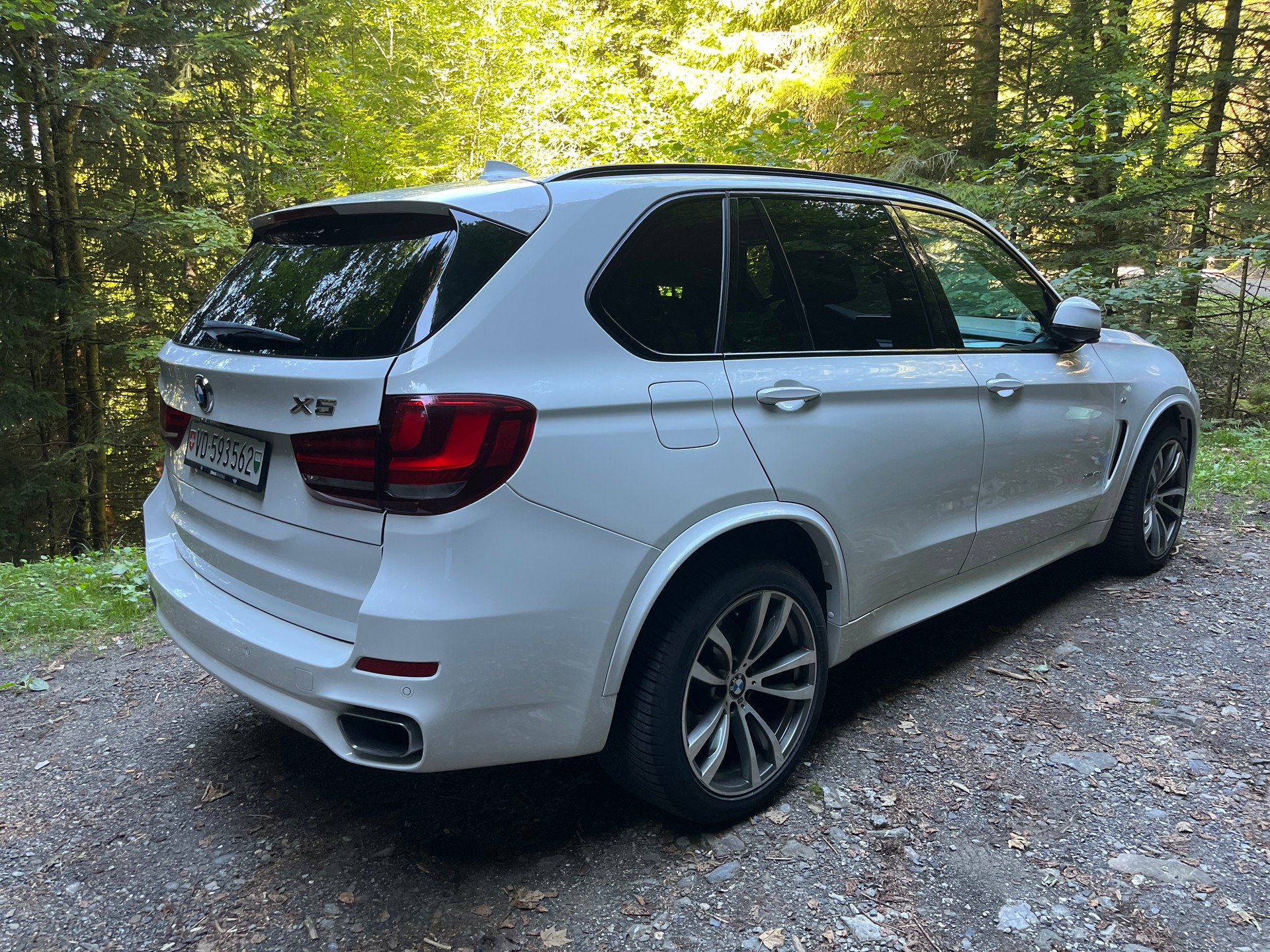 BMW 40d xDrive SAG-image-0