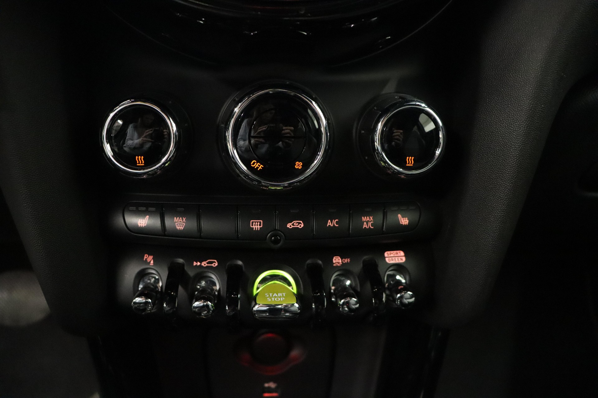 MINI F56 Cooper SE-image-18