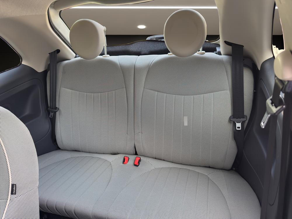 FIAT 500 1.4 16V Lounge-image-11