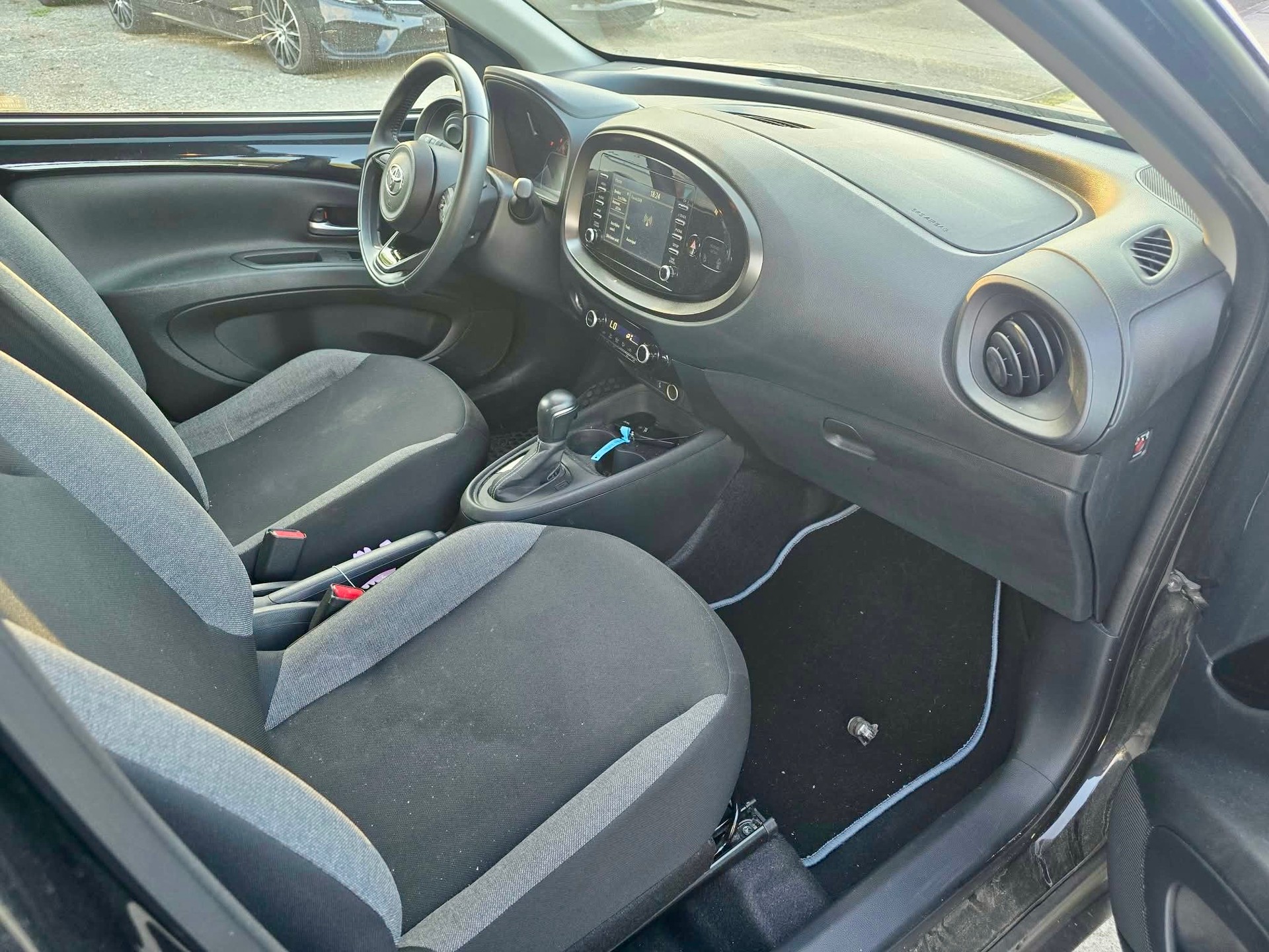 TOYOTA Aygo X 1.0 VVT-i Comfort-image-9