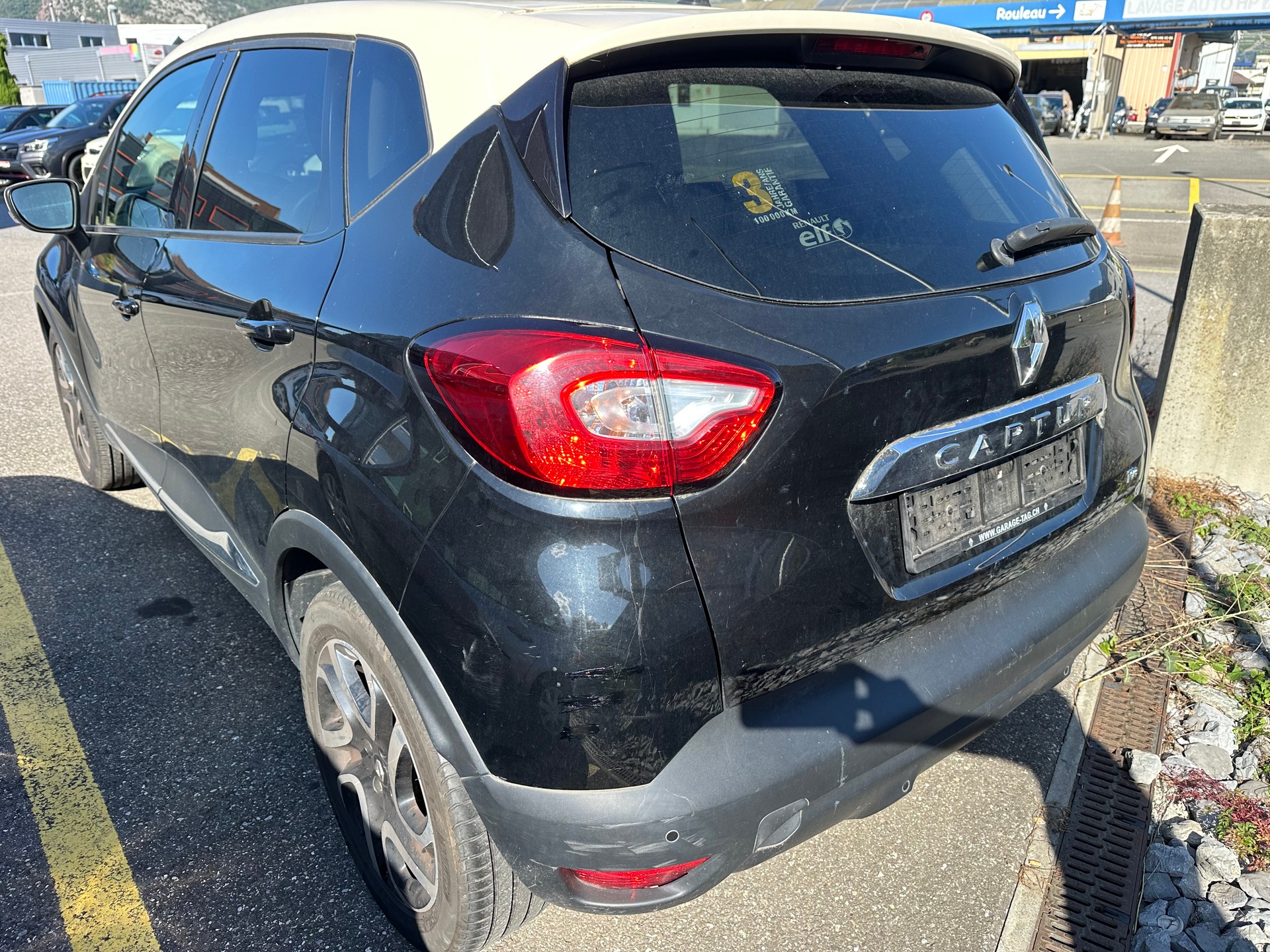 RENAULT Captur 1.2 T 16V Dynamique EDC-image-3