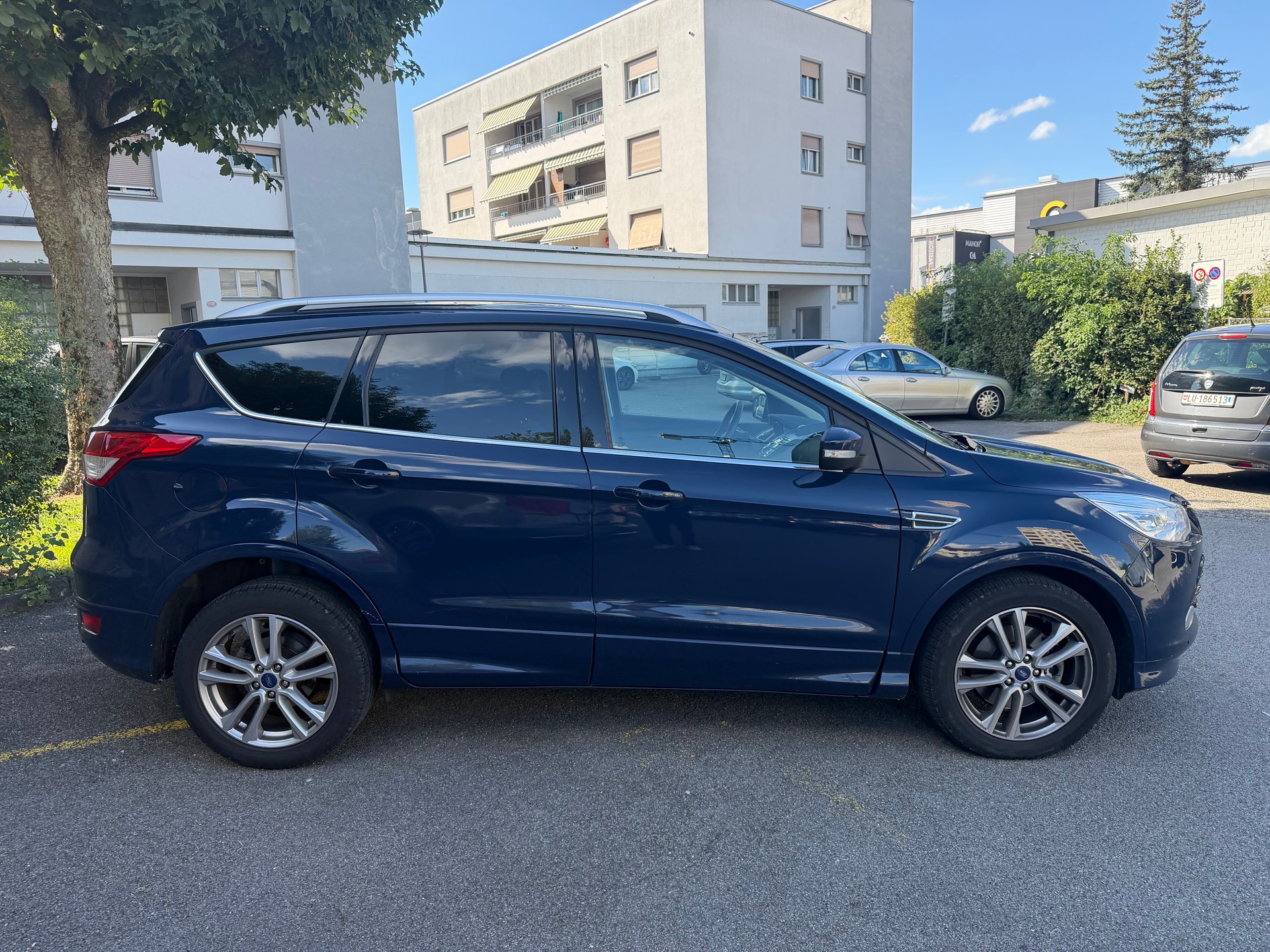 FORD Kuga 2.0 TDCi Titanium 4WD PowerShift-image-4