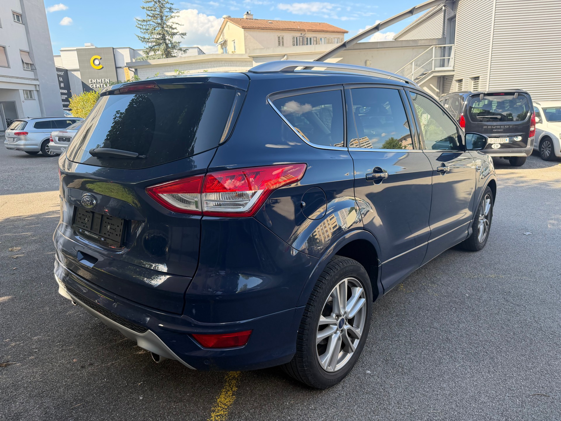 FORD Kuga 2.0 TDCi Titanium 4WD PowerShift-image-3