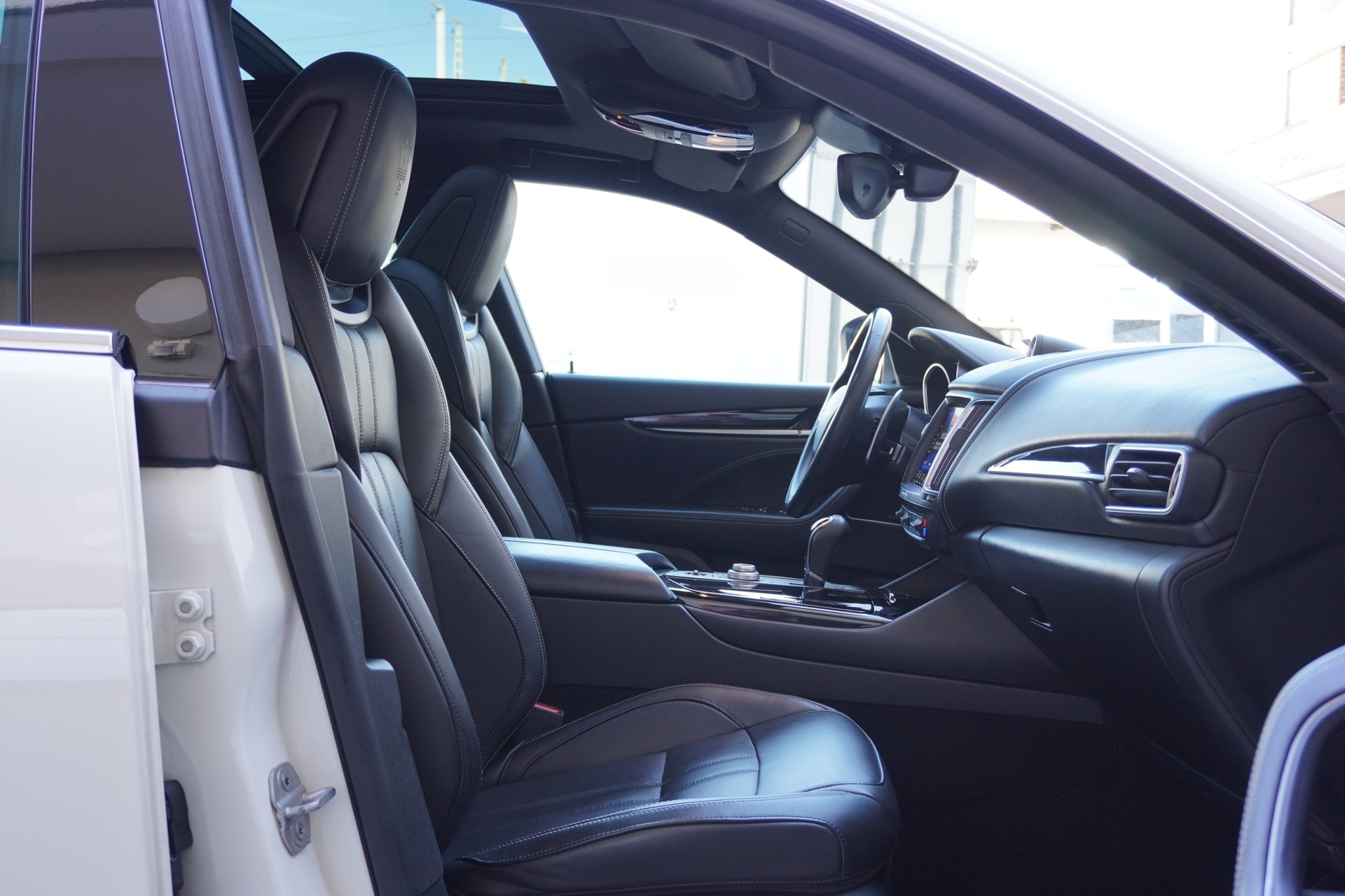 MASERATI Levante D 3.0 V6 GranSport Automatica-image-13