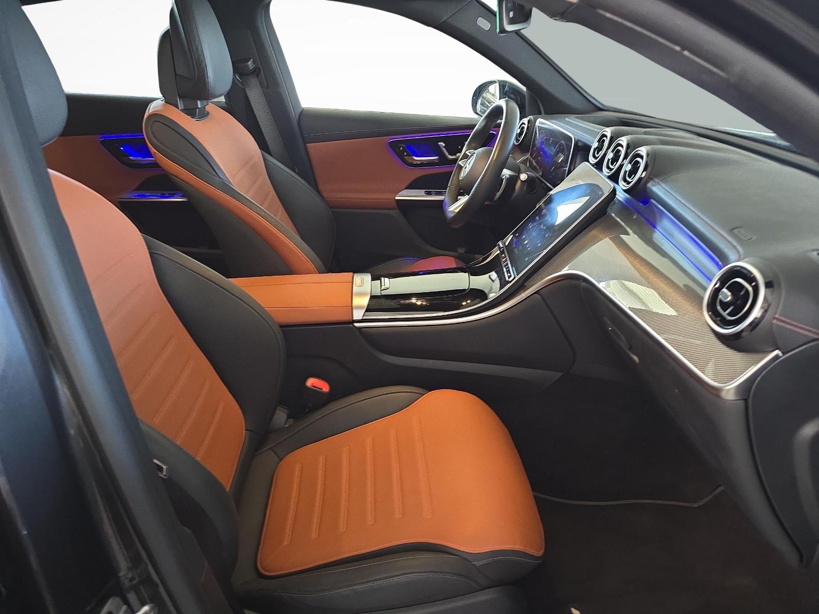 MERCEDES-BENZ GLC 220 d 4MATIC Coupé AMG Line-image-9