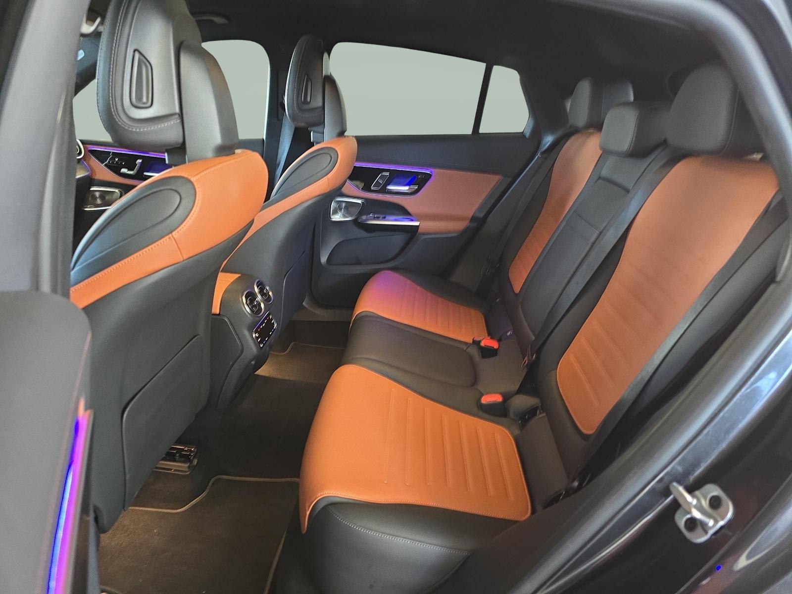 MERCEDES-BENZ GLC 220 d 4MATIC Coupé AMG Line-image-10