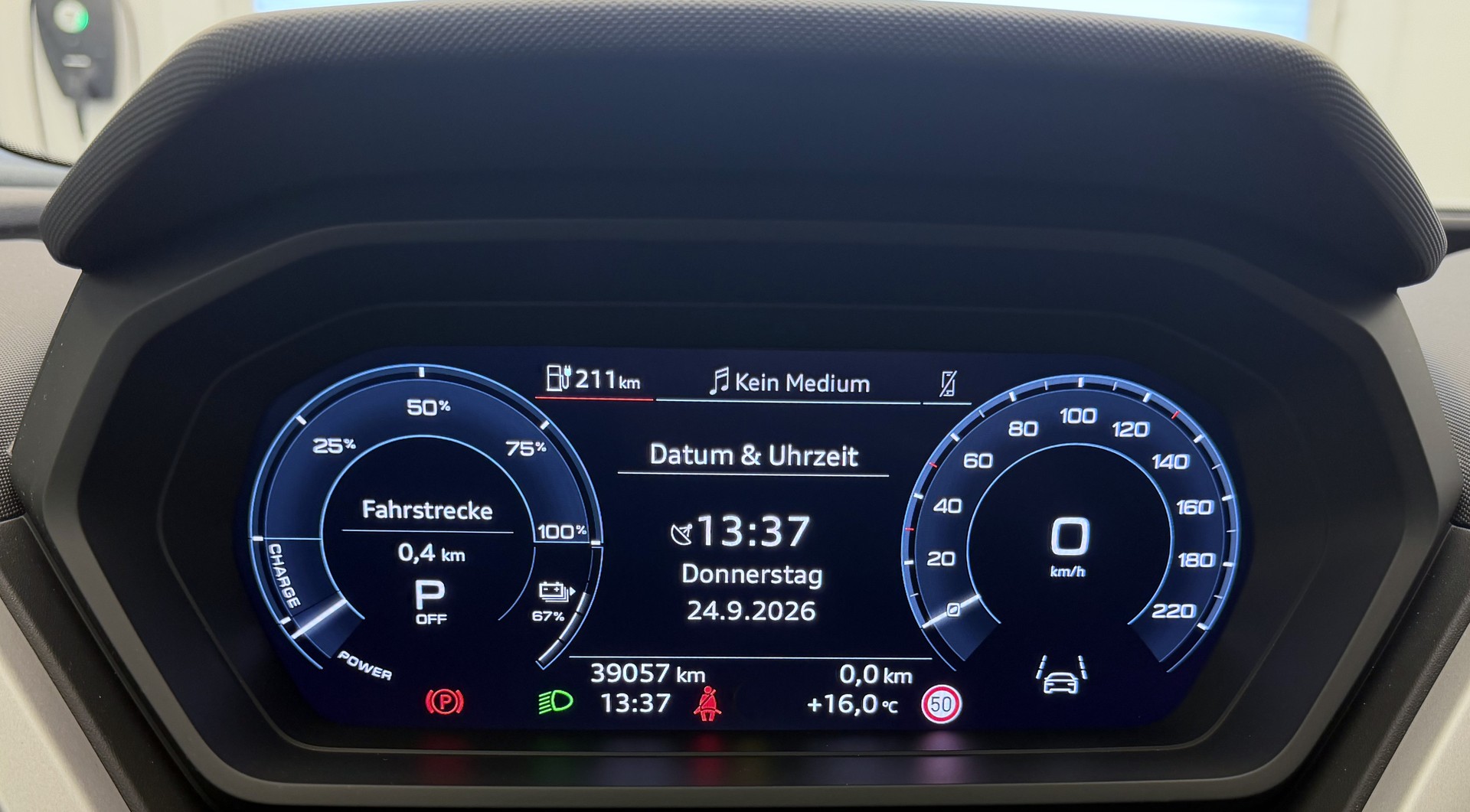 AUDI Q4 Sportback e-tron 35-image-8