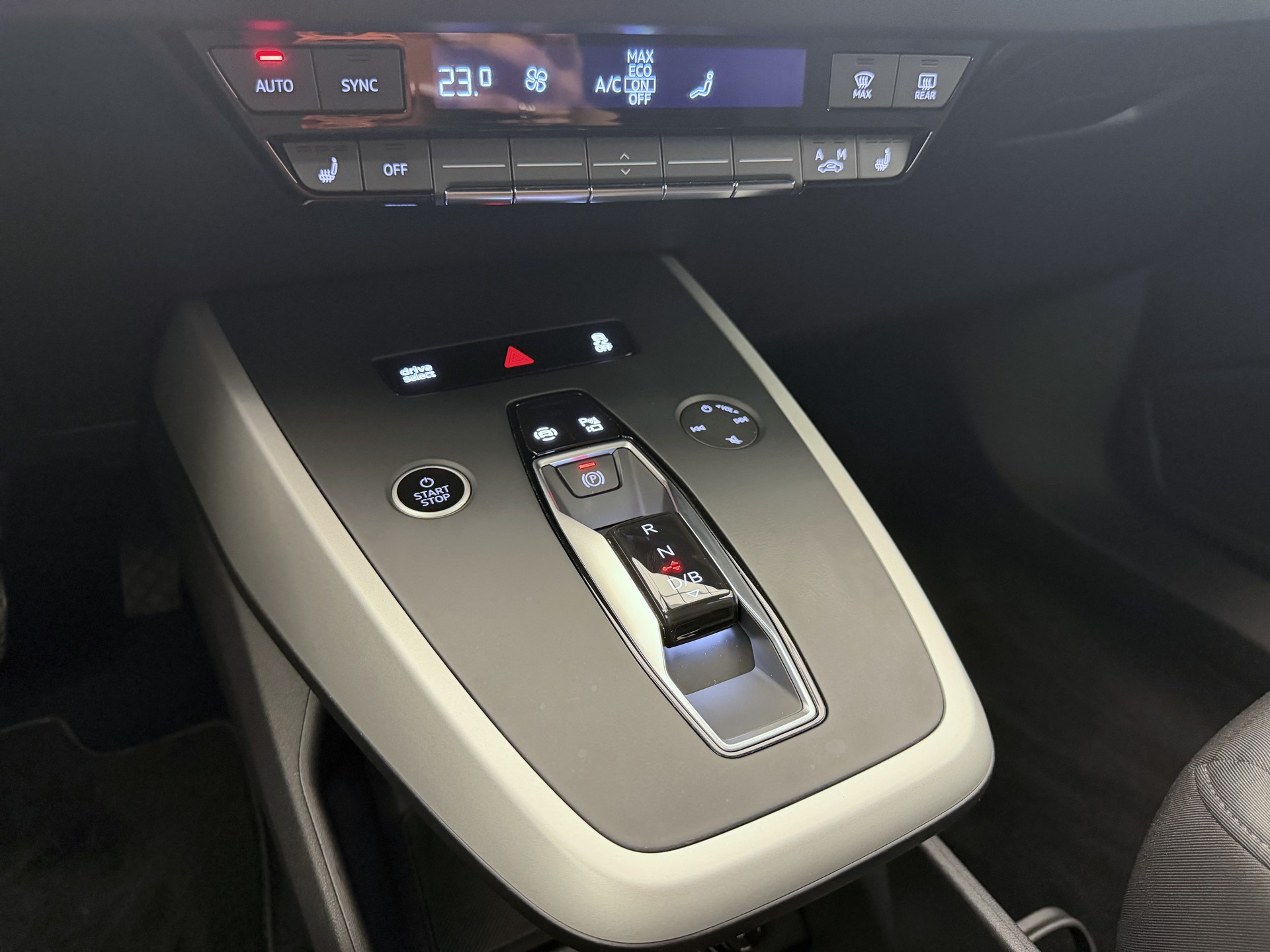 AUDI Q4 Sportback e-tron 35-image-12