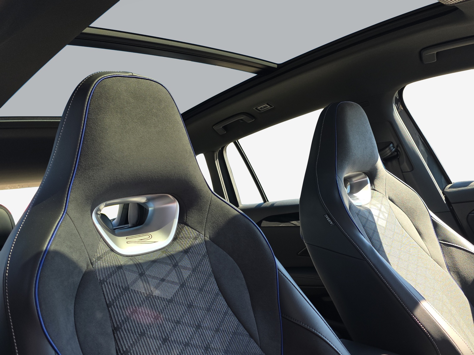 VW Tiguan 2.0 TSI DSG R-Line 4Motion-image-14