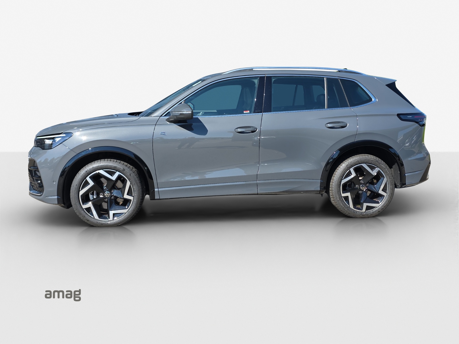 VW Tiguan 2.0 TSI DSG R-Line 4Motion-image-1