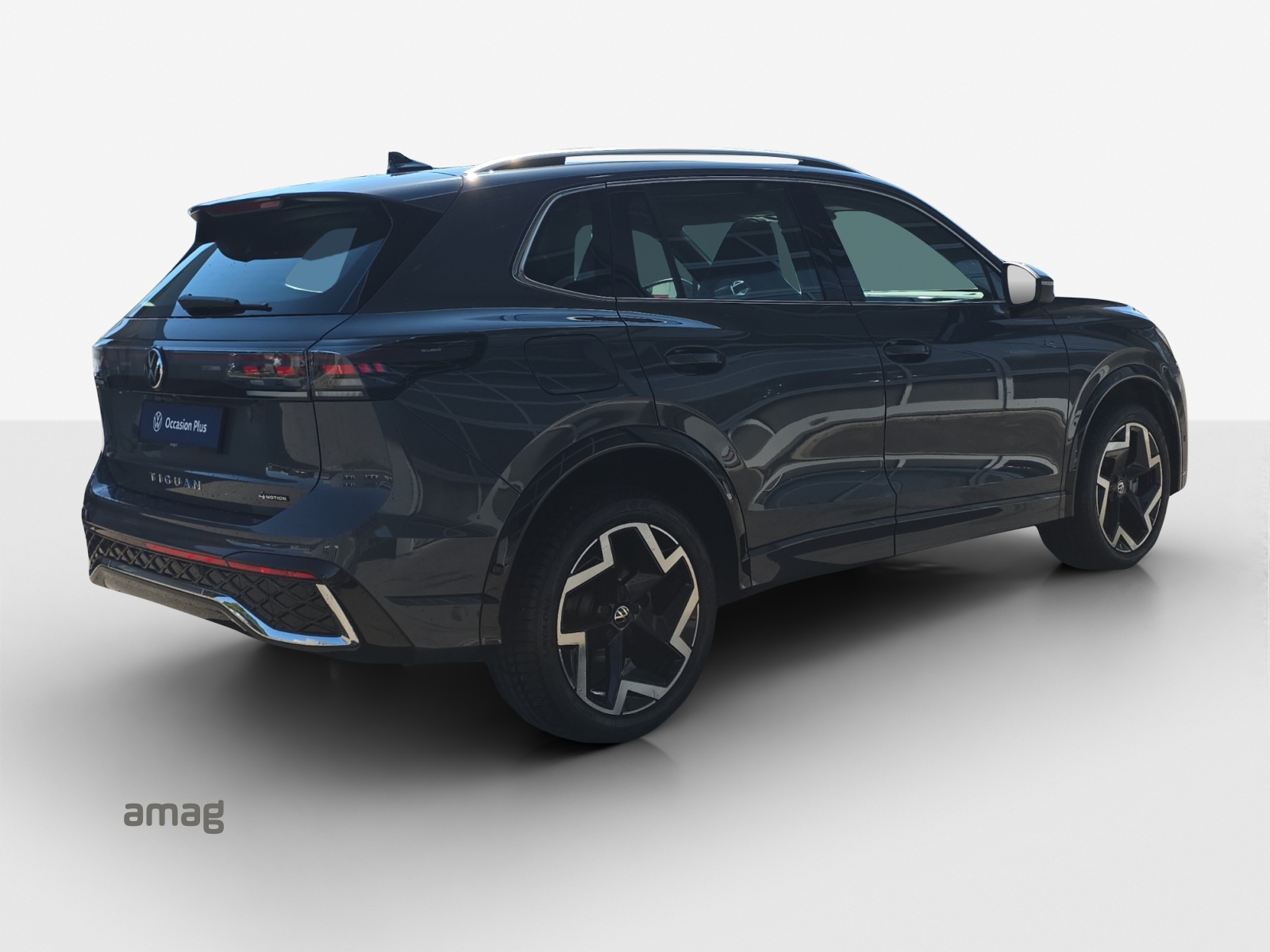 VW Tiguan 2.0 TSI DSG R-Line 4Motion-image-4