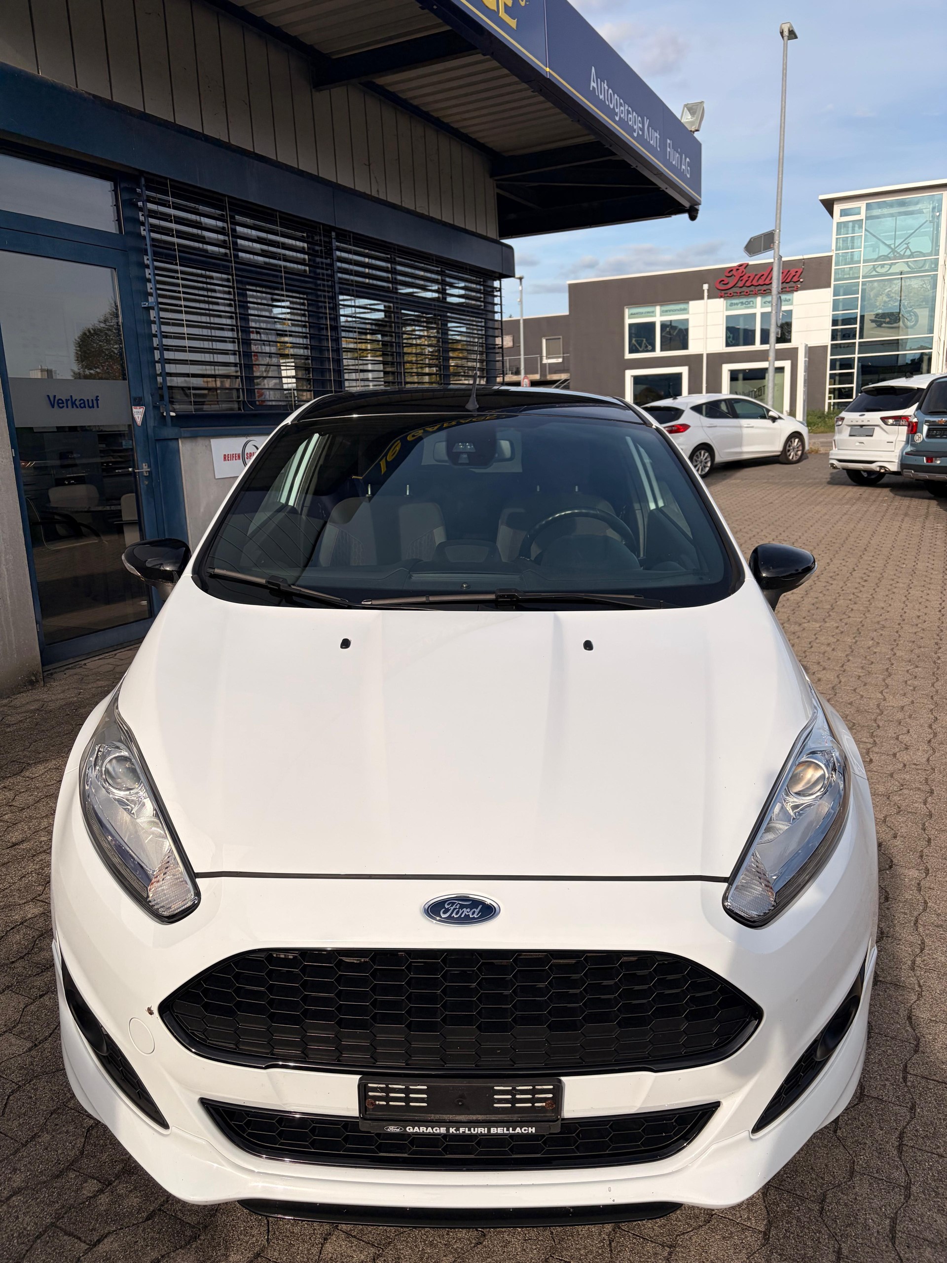 FORD Fiesta 1.0 SCTi ST Line-image-1
