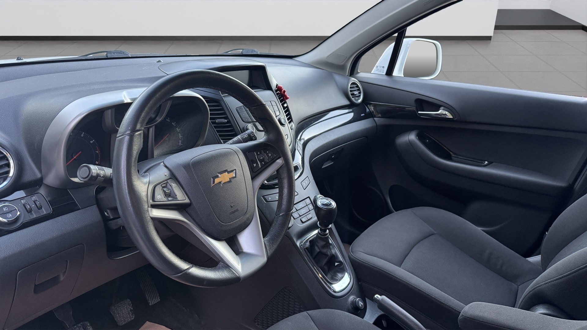CHEVROLET Orlando 1.4 Turbo-image-18