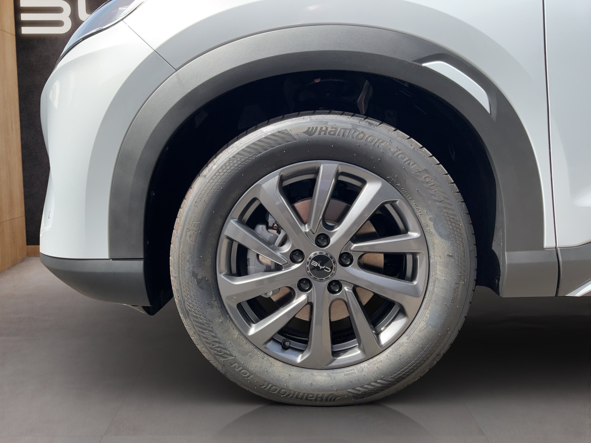 BYD Atto 2 DM-i Boost-image-17