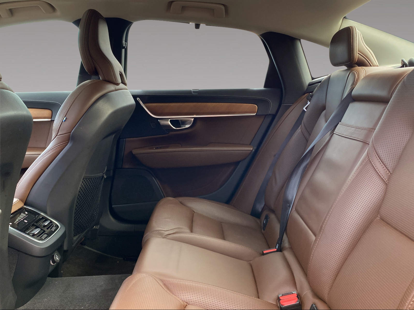 VOLVO S90 2.0 D5 Inscription AWD-image-8