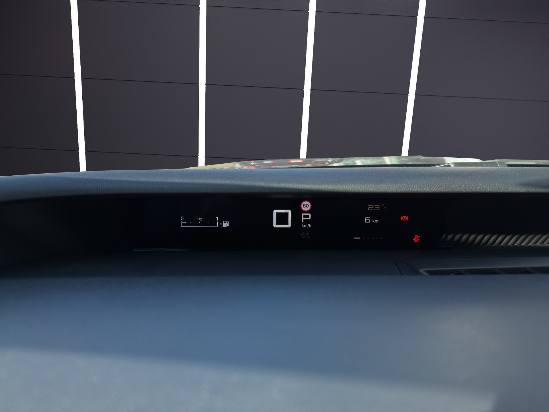 CITROEN C3 Aircross 1.2 MHEV Max-image-8