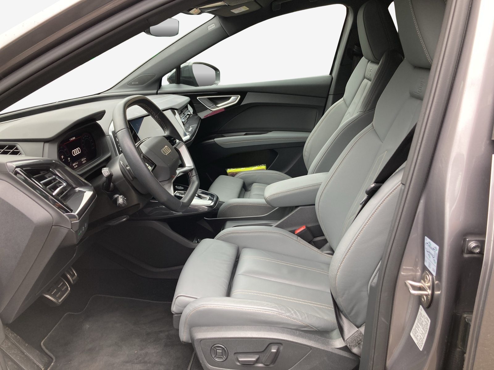 AUDI Q4 Sportback e-tron 50 quattro-image-7