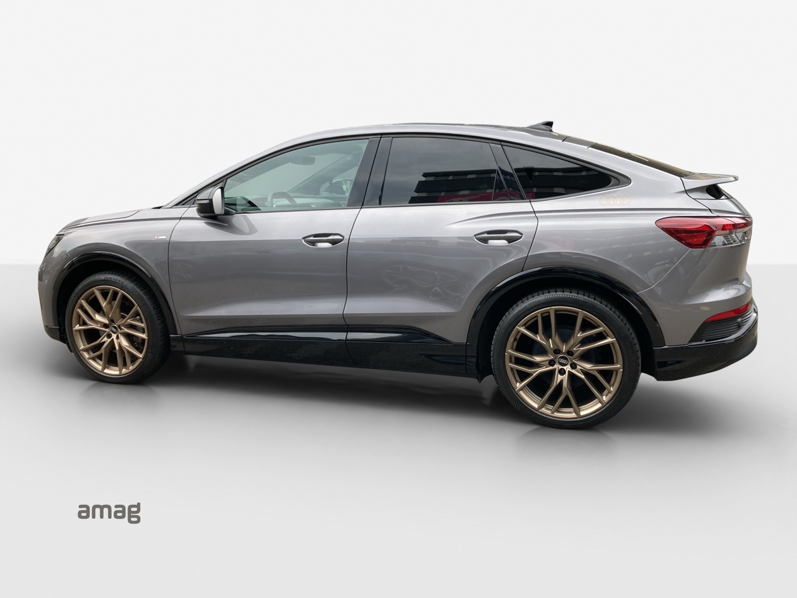 AUDI Q4 Sportback e-tron 50 quattro-image-1