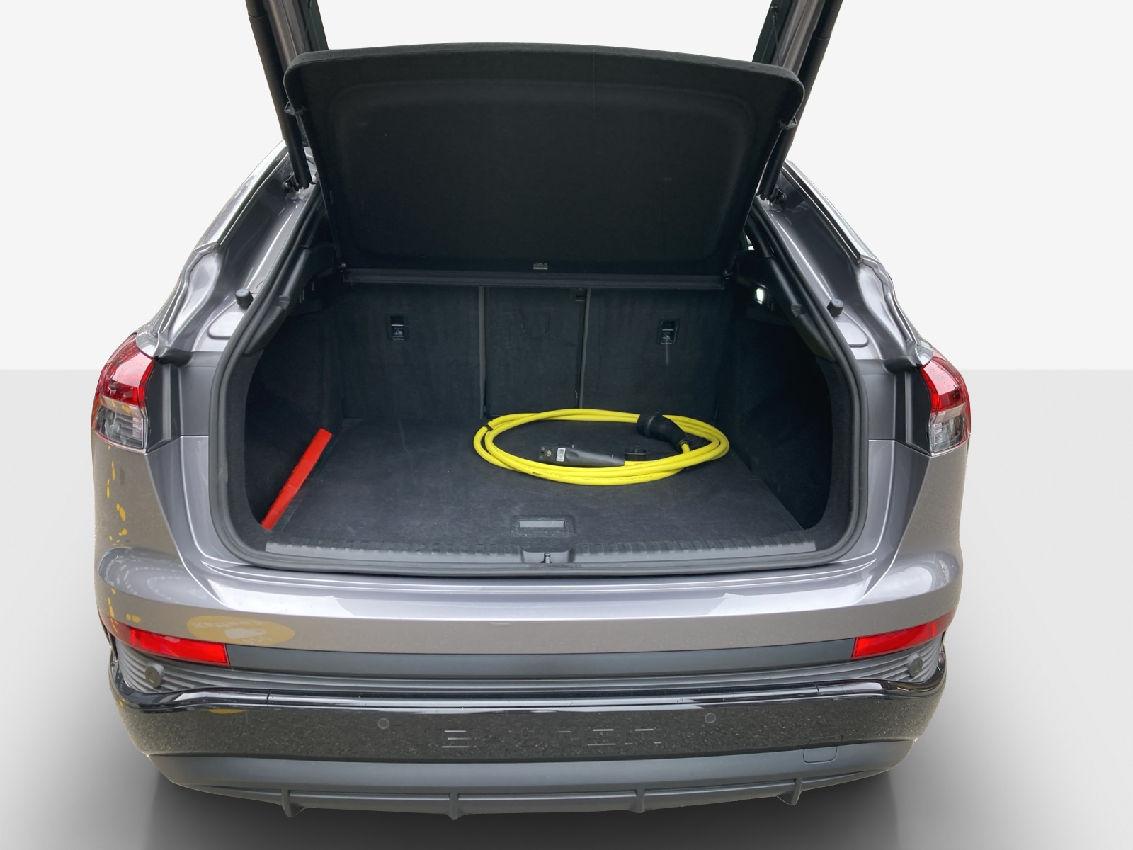 AUDI Q4 Sportback e-tron 50 quattro-image-12