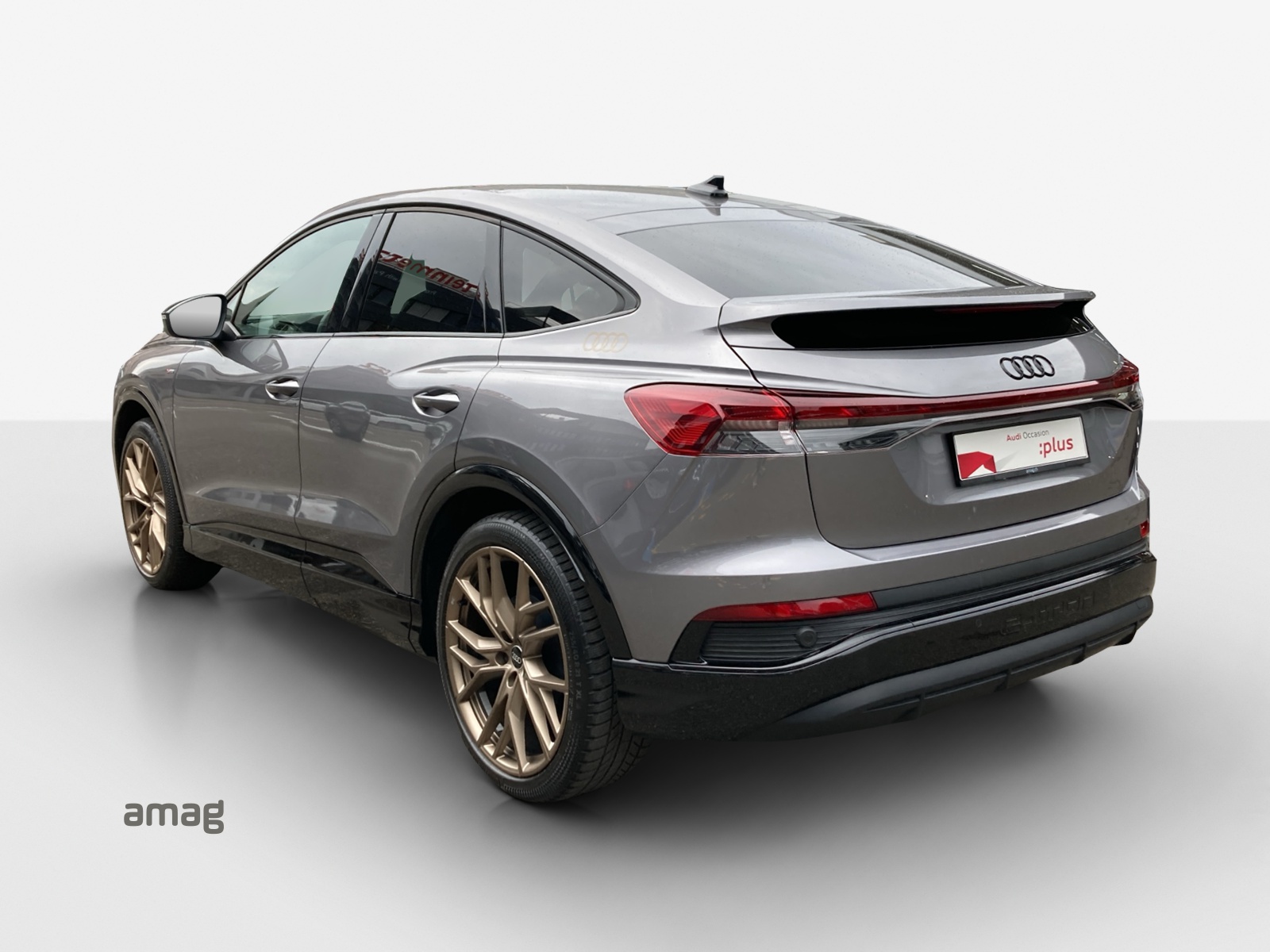 AUDI Q4 Sportback e-tron 50 quattro-image-2