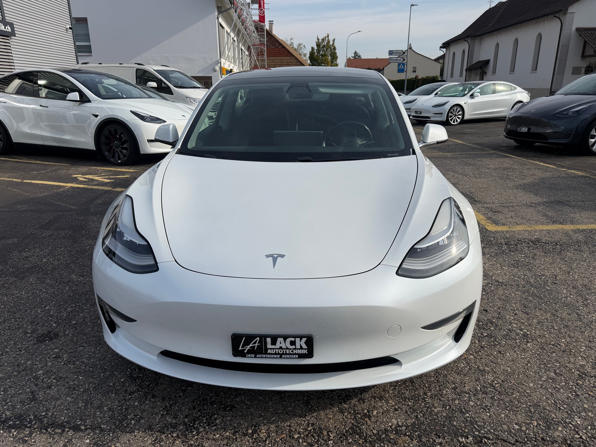 TESLA Model 3 Performance Dual Motor AWD-image-3