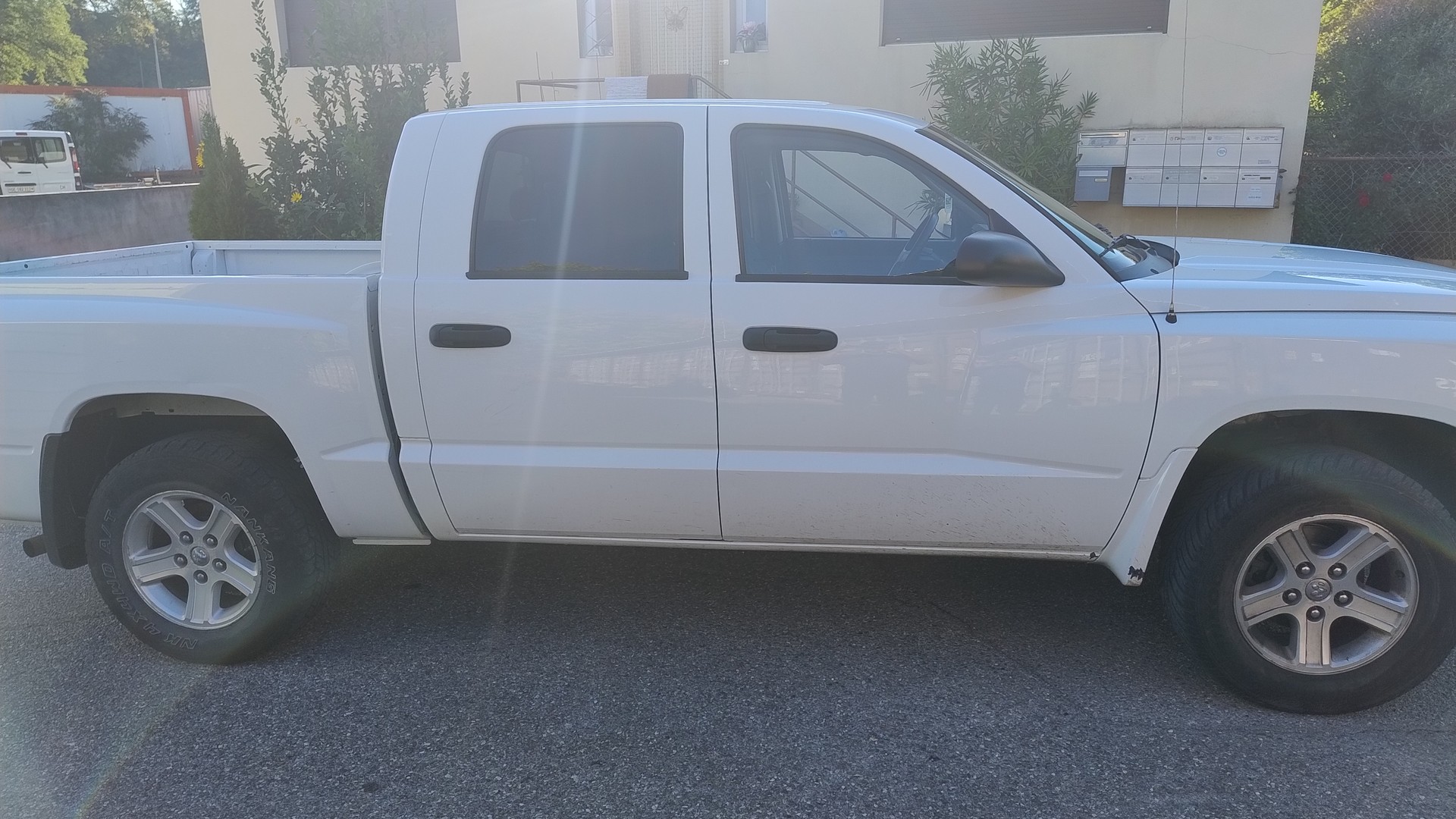 DODGE Dakota-image-5