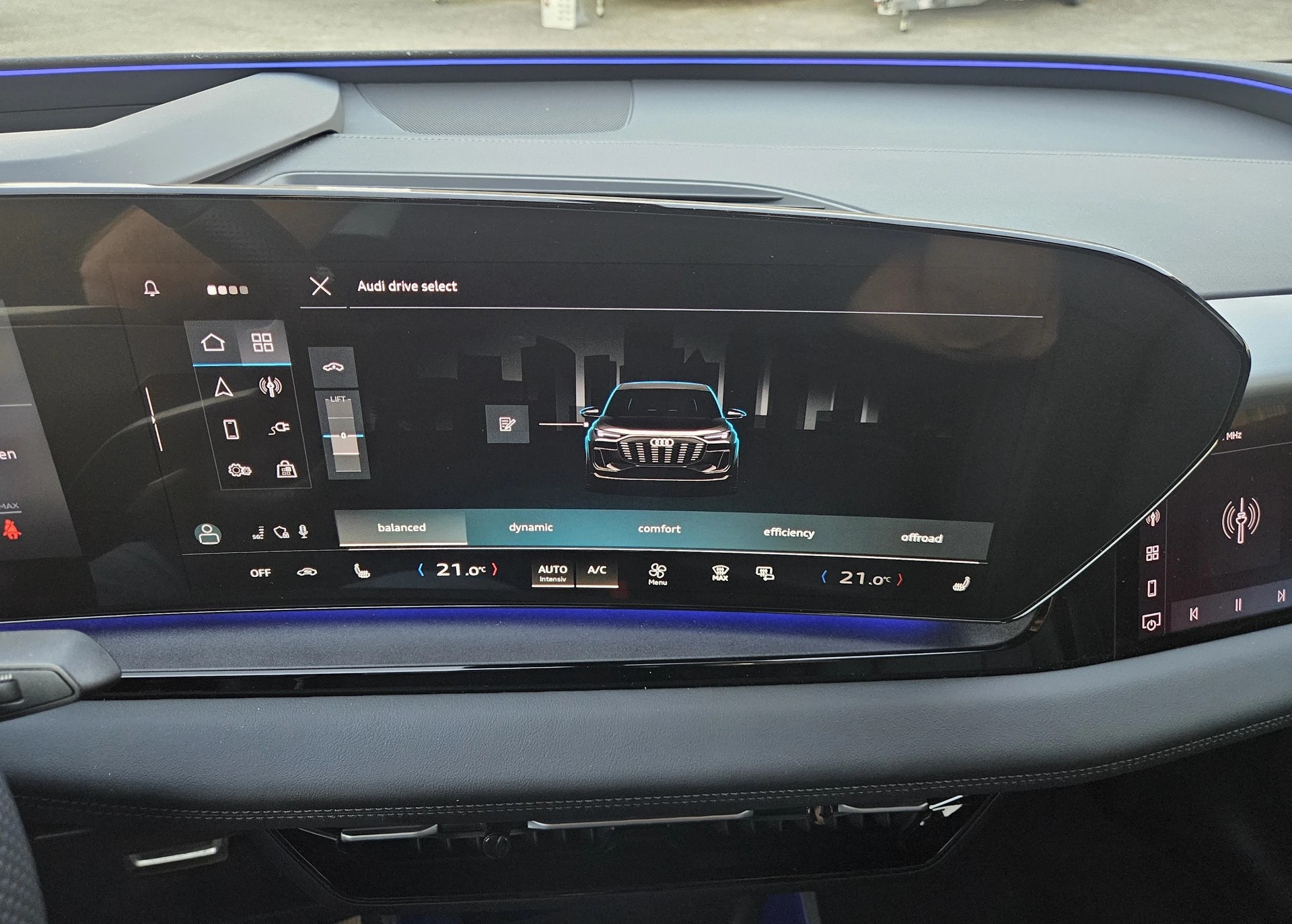AUDI Q6 e-tron quattro S-Line mit Anhängerkupplung-image-17