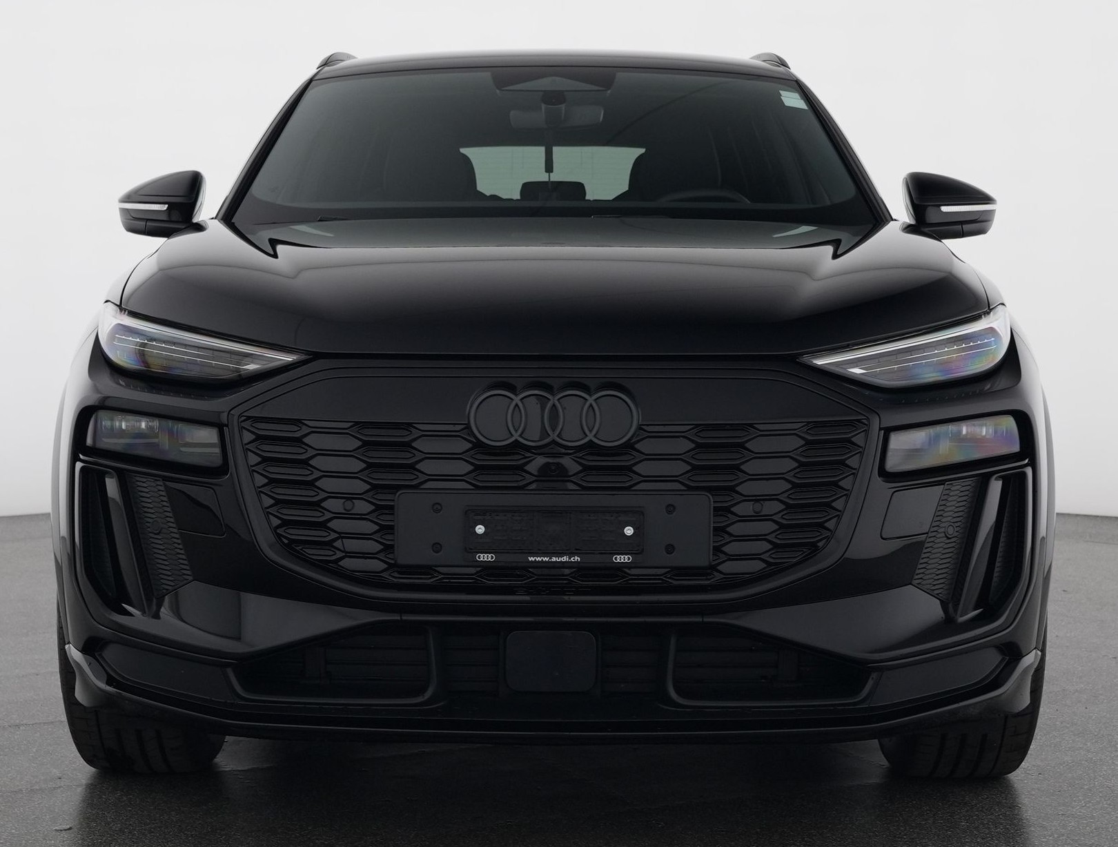 AUDI Q6 e-tron quattro S-Line mit Anhängerkupplung-image-5