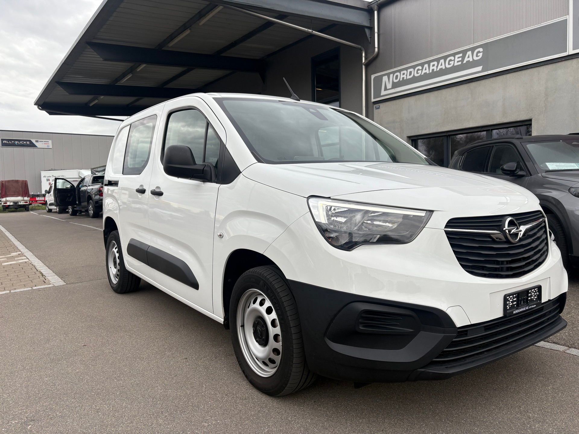 OPEL Combo Cargo 2.4 t 1.5 D Enjoy S/S-image-0