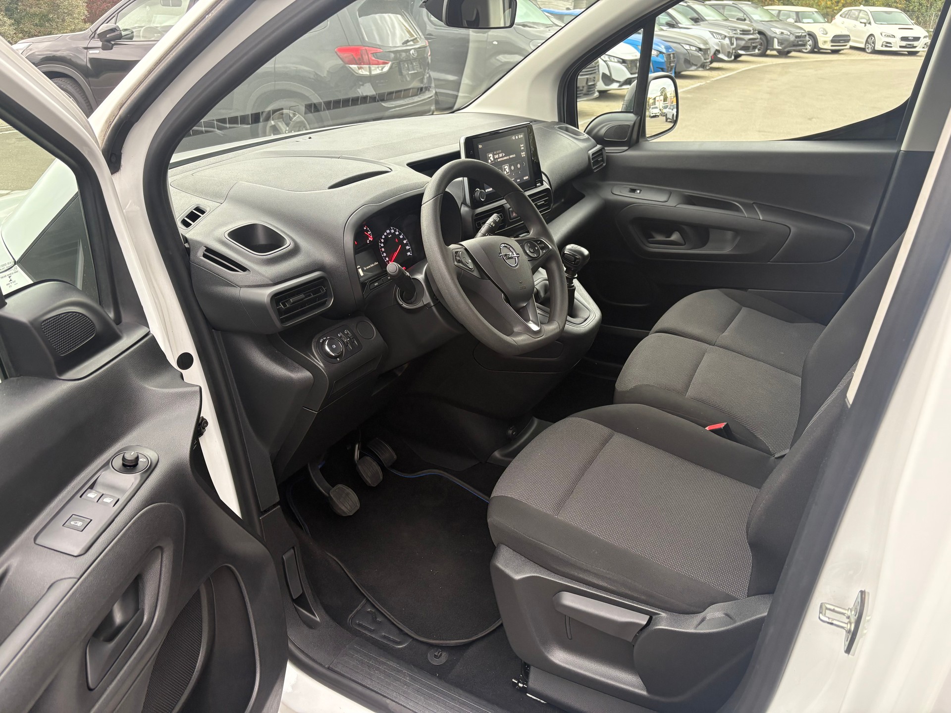 OPEL Combo Cargo 2.4 t 1.5 D Enjoy S/S-image-8