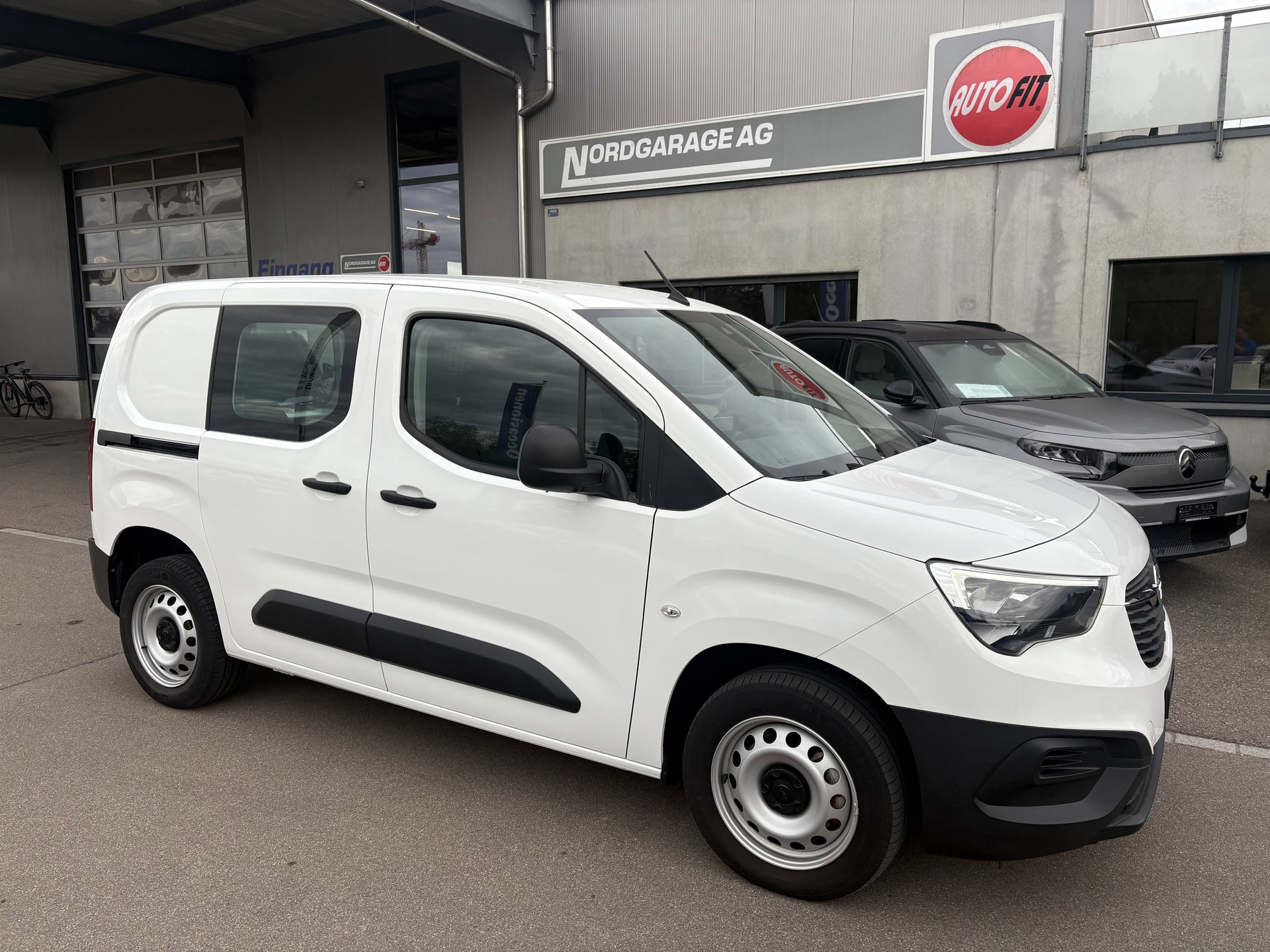 OPEL Combo Cargo 2.4 t 1.5 D Enjoy S/S-image-1