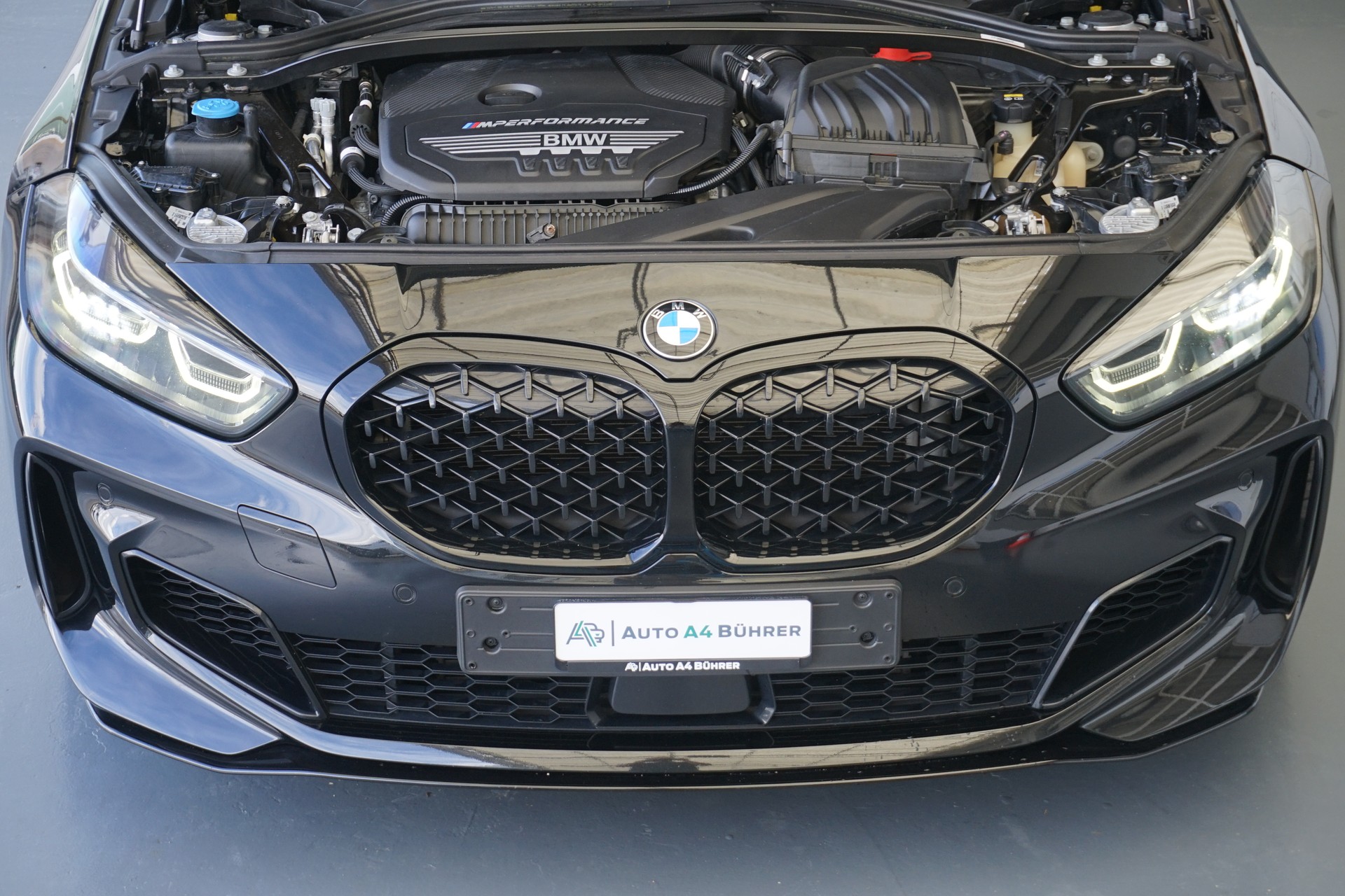 BMW M135i xDrive 306PS "sehr gepflegt"-image-11