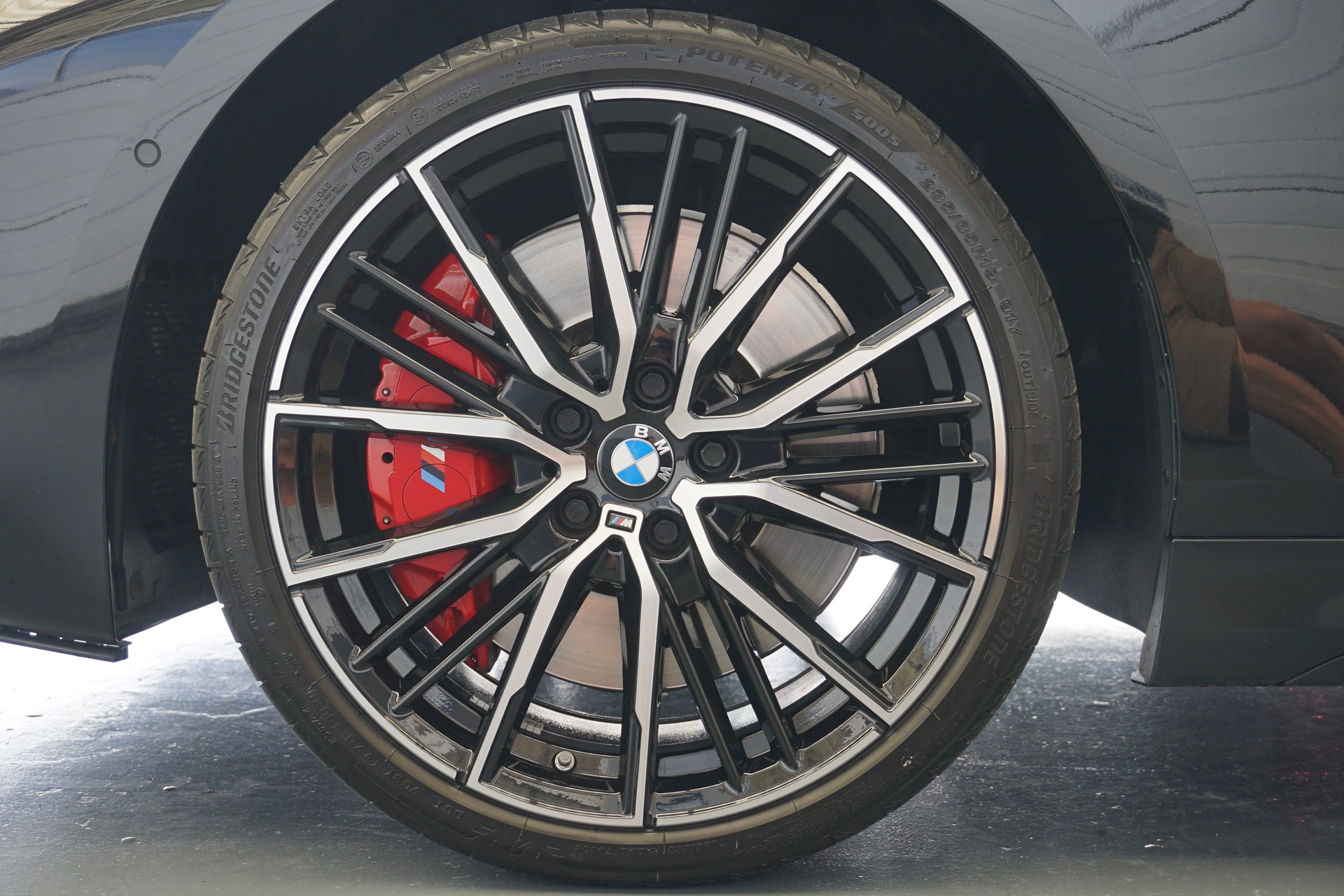 BMW M135i xDrive 306PS "sehr gepflegt"-image-10