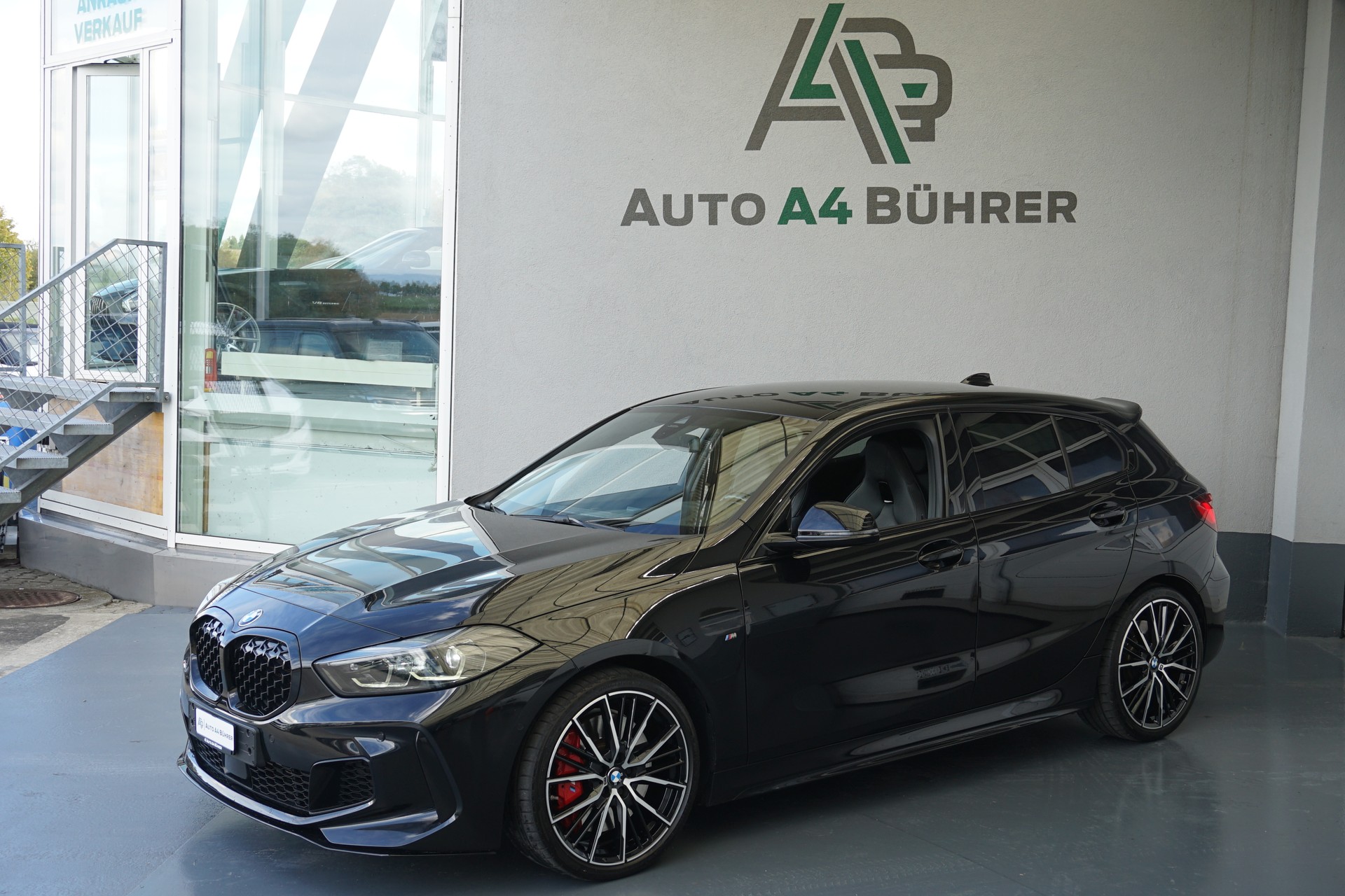 BMW M135i xDrive 306PS "sehr gepflegt"-image-3