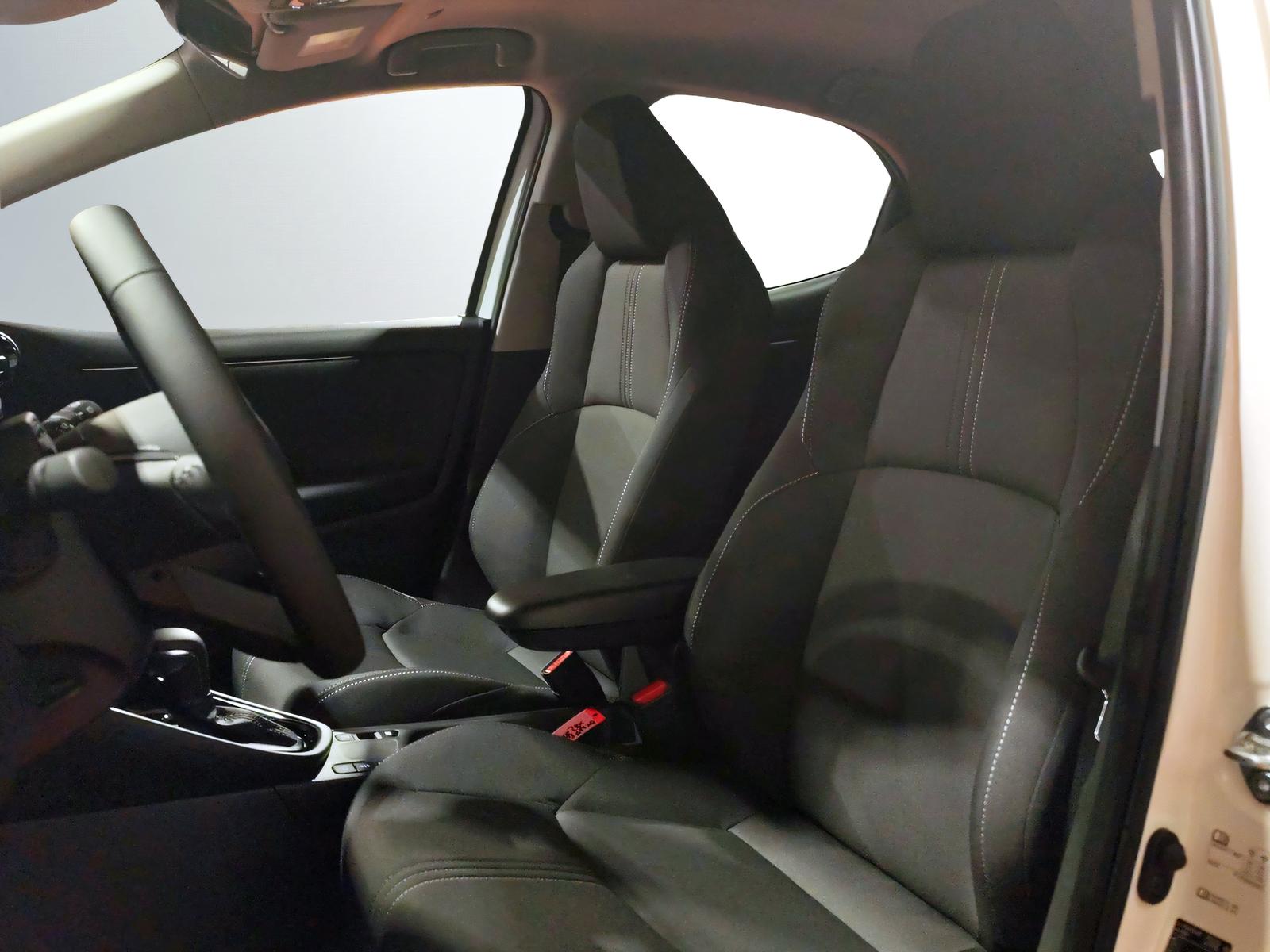 TOYOTA Yaris 1.5 VVT-i HSD Trend-image-7